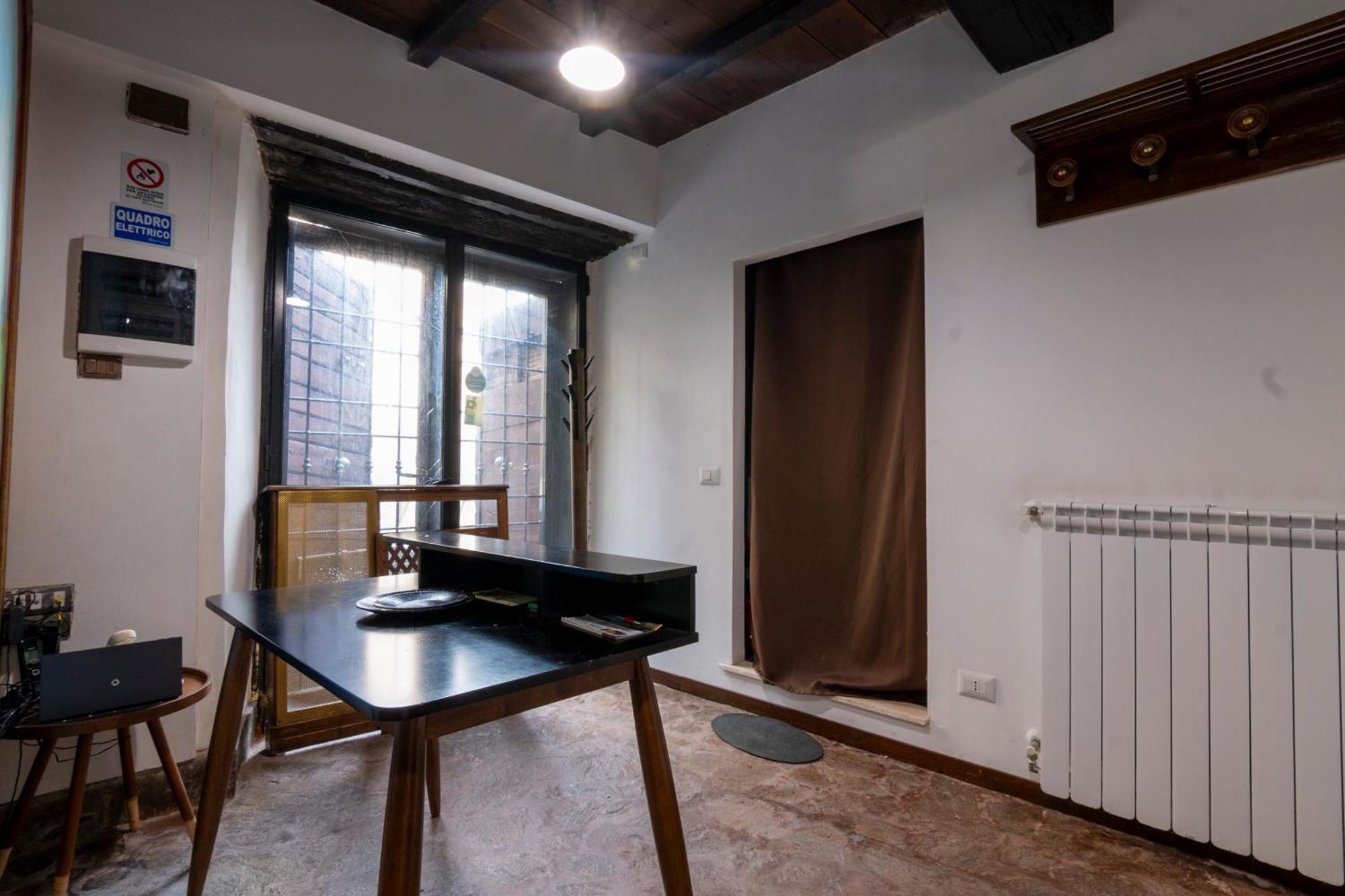 Maison della Cattedrale Sutri Esterno foto